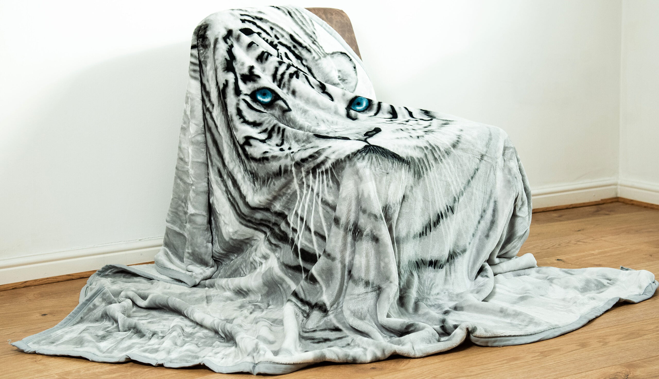 3D White Tiger Animal Mink Throw